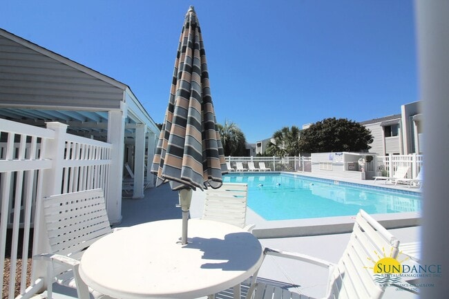 Building Photo - Beautiful 2 Bedroom Unit in Finisterra!