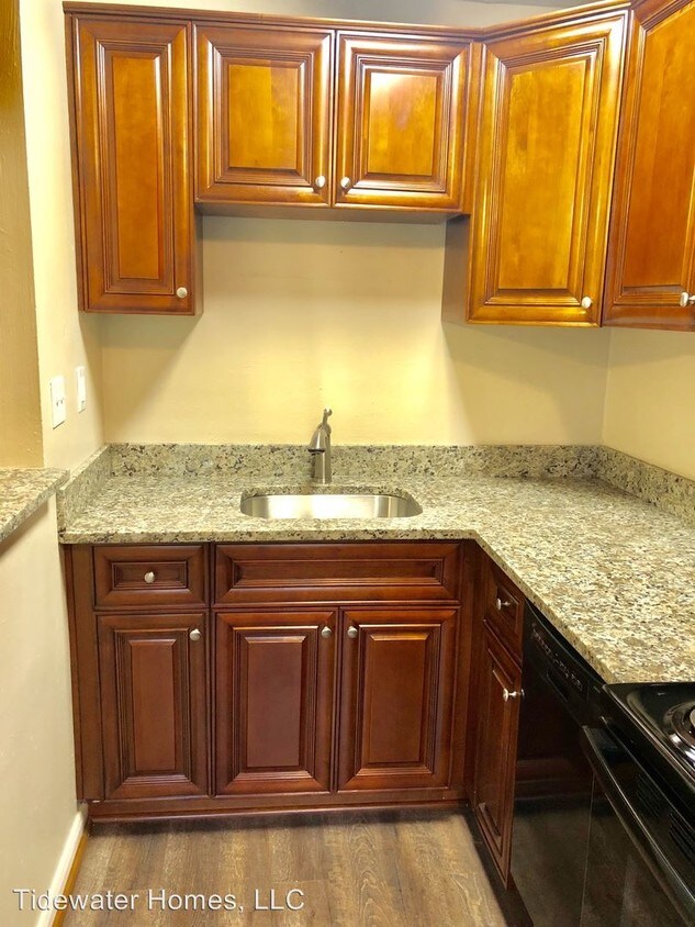 Foto del edificio - 310 E Little Creek Rd