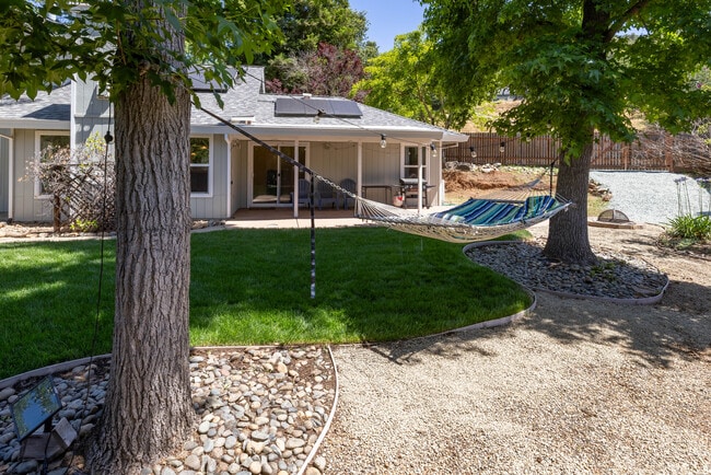 Building Photo - 3632 Ravenwood Ln