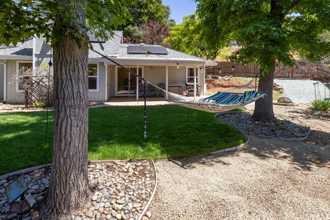 Foto del edificio - 3632 Ravenwood Ln