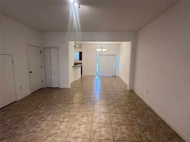 Foto del edificio - 2853 Adelaide Ct