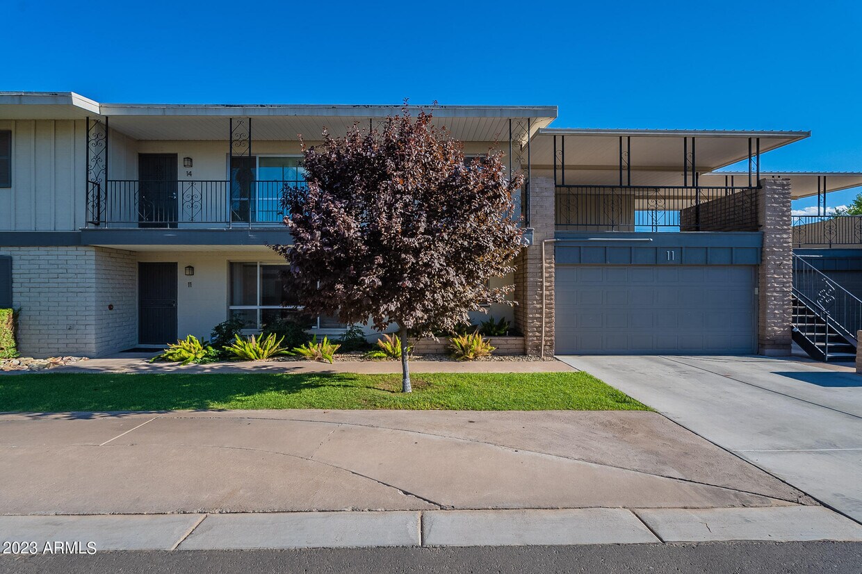 6125 N Central Ave Unit 11, Phoenix, AZ 85012 Room for Rent in