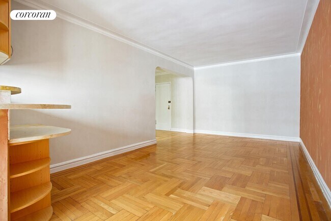 Building Photo - 210 W 103rd St