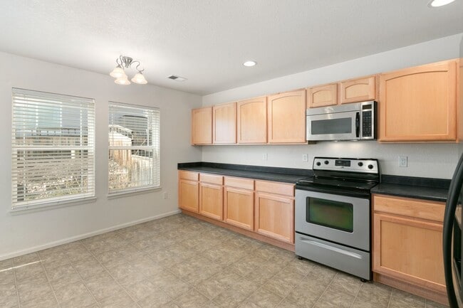 Building Photo - Large house on corner lot in The Meadows -...