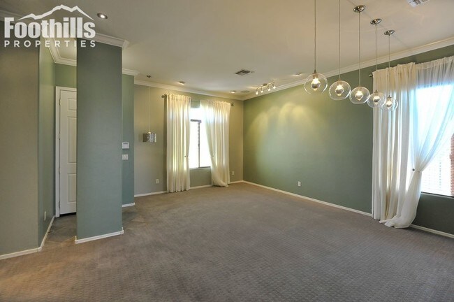 Foto del edificio - 2697 E Scenic Overlook Pl