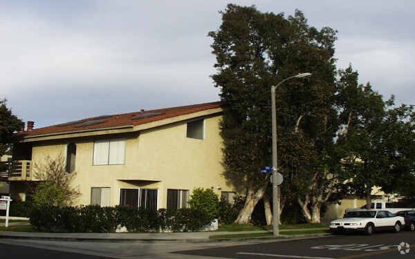 Foto del edificio - 16852 Lynn St