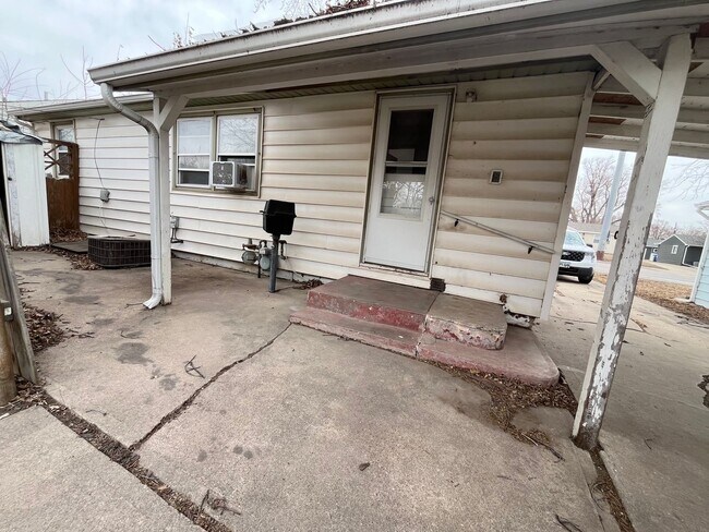 Foto del edificio - 2 Bed/1 Bath Ranch Home For Rent!