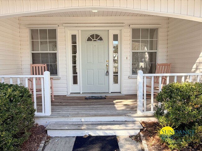 Foto del edificio - Coastal Comfort Living with Private Beach Access Just Off 30A!