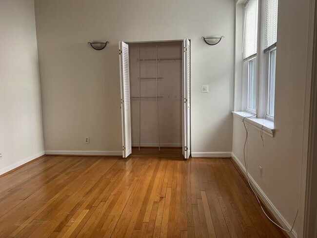 Foto del edificio - 1423 Commonwealth Ave