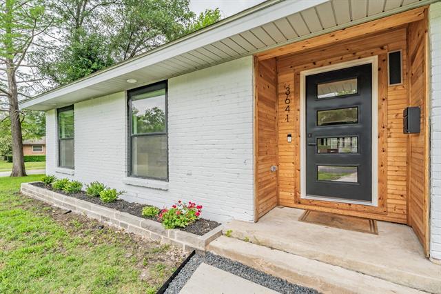 Primary Photo - 3641 Timberview Rd