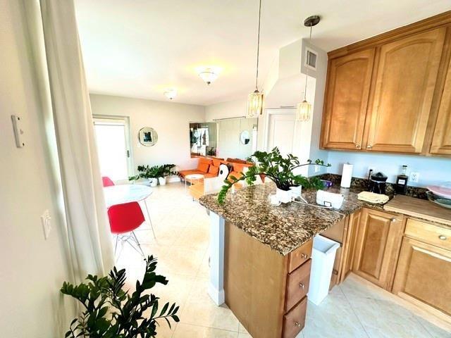 Foto del edificio - 410 SW 15th St