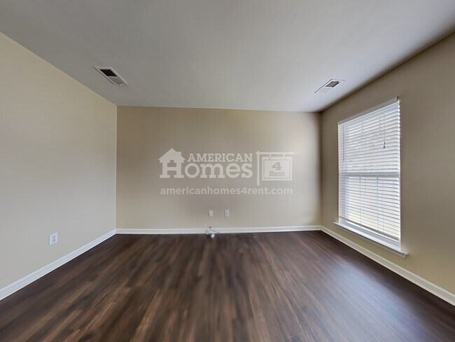 Building Photo - 141 Sawhorse Drive