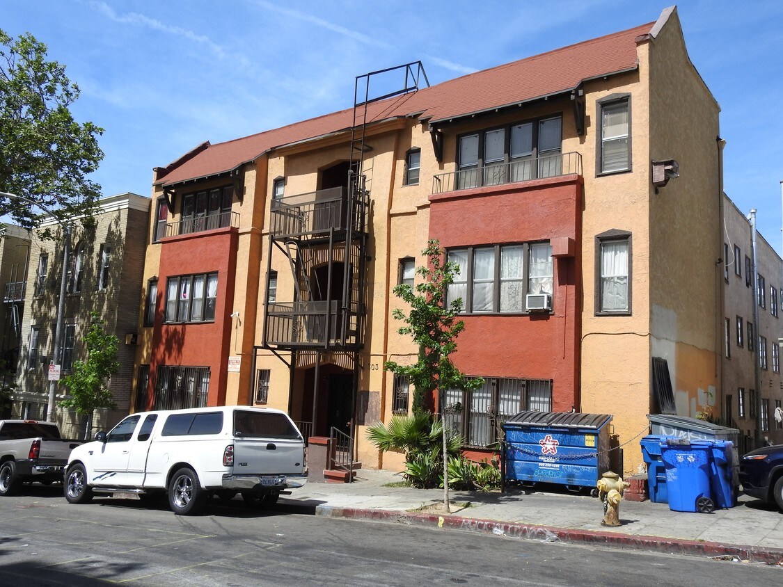 Building Photo - 503 Union Dr