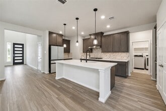 Building Photo - 9219 Edgeberry Dr
