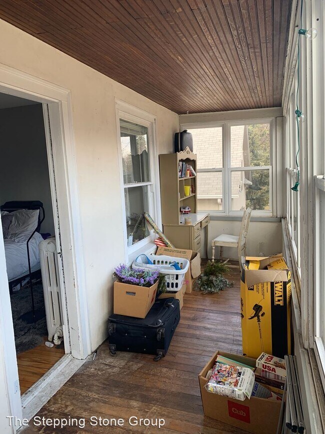 Building Photo - 3 br, 2 bath Condo - 801 - 803 5th Ave SE ...