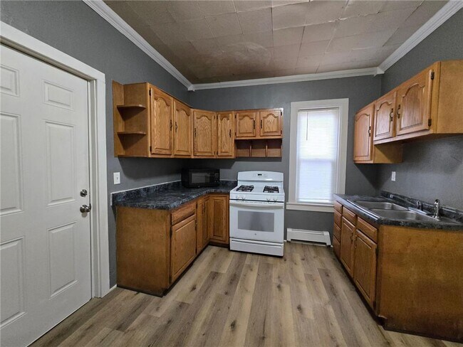 Foto del edificio - 506 W Brooks St