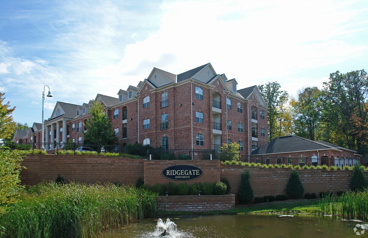 RidgeGate Apartments Apartments MN