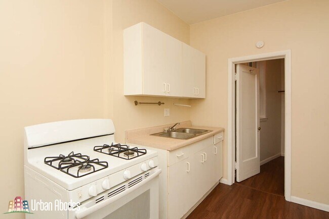 Foto del edificio - 919 W Sheridan Rd