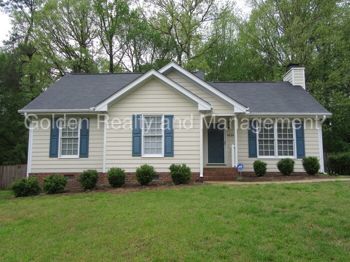 Awesome 3 bedroom Ranch in NE Raleigh! House for Rent in Raleigh, NC