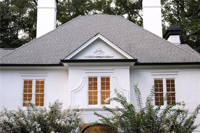 Foto del edificio - 5390 Harrowood Ln NW