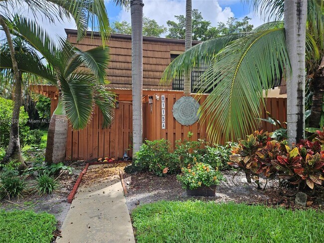 Foto del edificio - 9115 SW 20th Ct