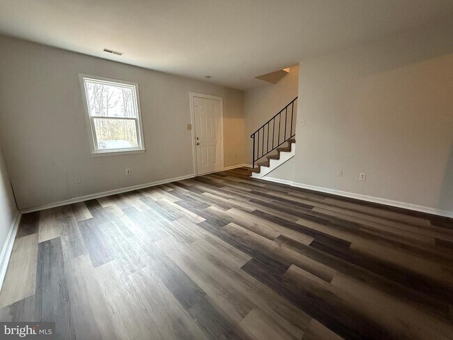 Foto del edificio - 4 Manchester Ct