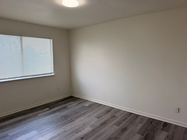 Foto del edificio - 5138 Lance St