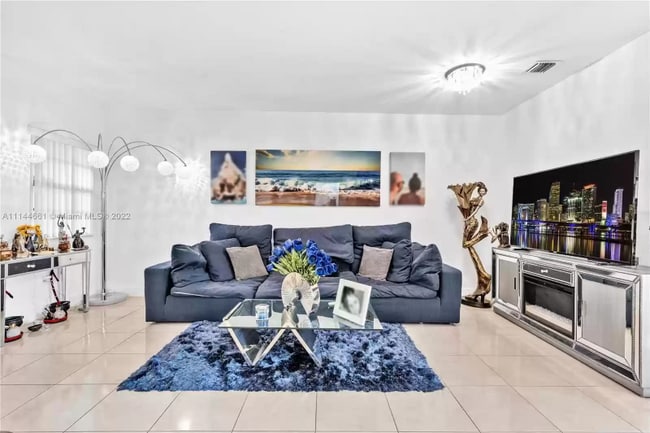 Photo - 3709 NE 4th St Townhome