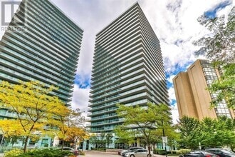 Building Photo - 5500-5500 Yonge St