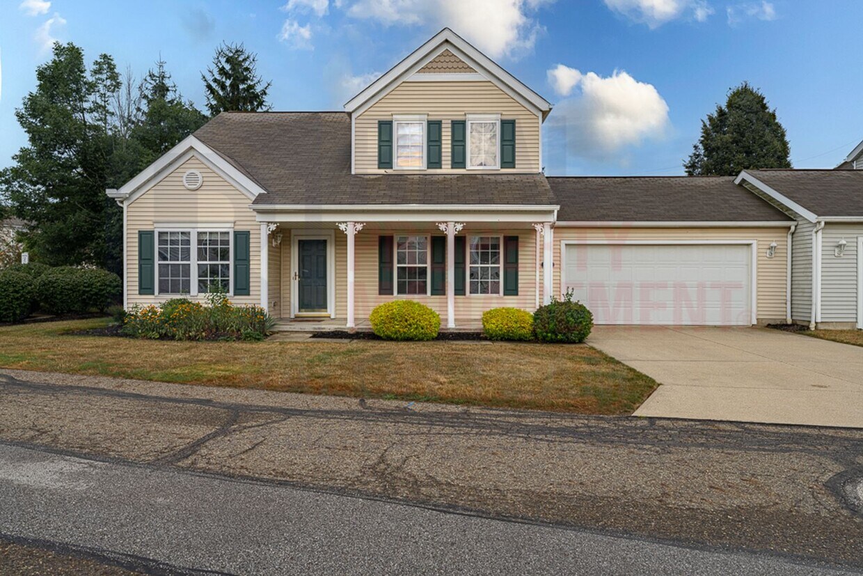 Foto principal - Beautifully maintained 3 Bed 2 Bath Home i...