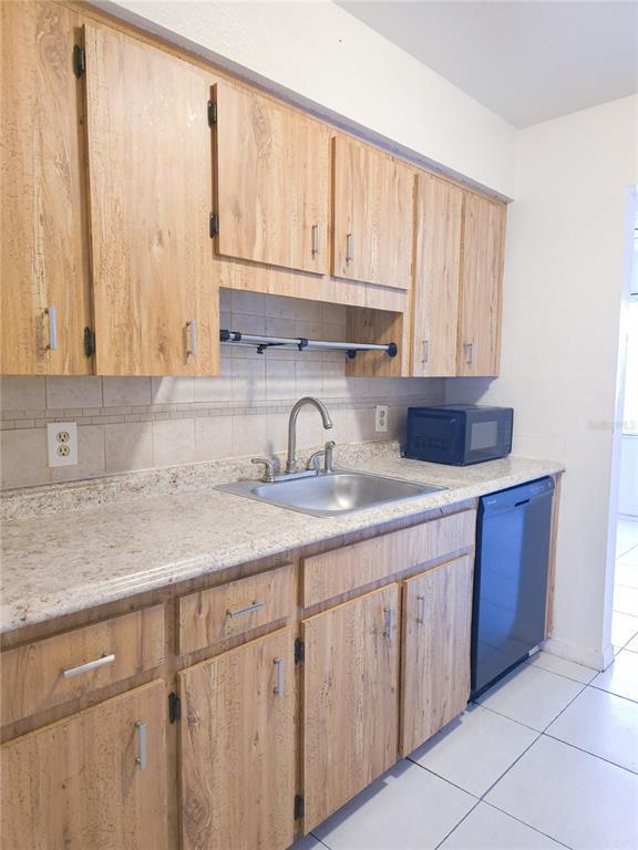 Foto del edificio - 968 Sunshine Way SW