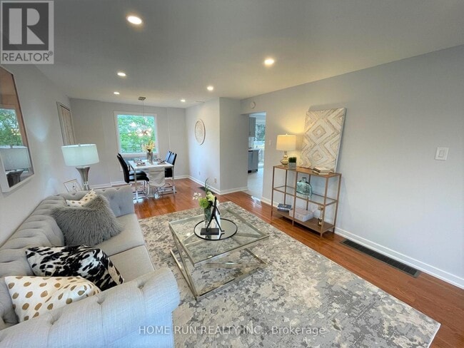 Building Photo - 42 Walgate Ave