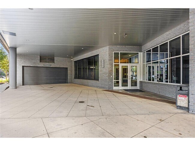 Building Photo - 1120 S 2nd St