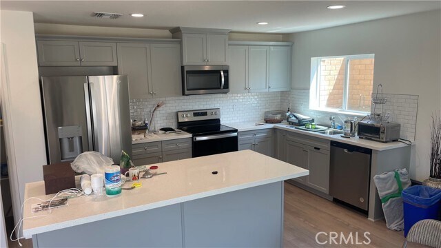 Foto del edificio - 2417 Ellendale Dr