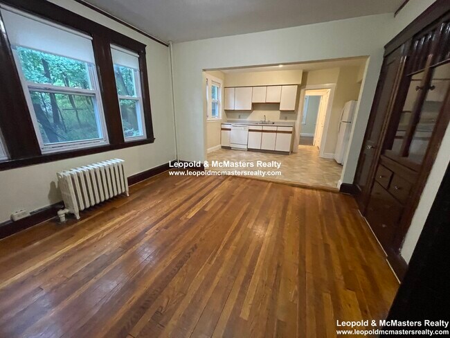 Building Photo - 65 Tremont St