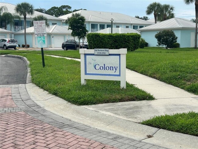 Foto del edificio - 5771 Sabal Trace Dr