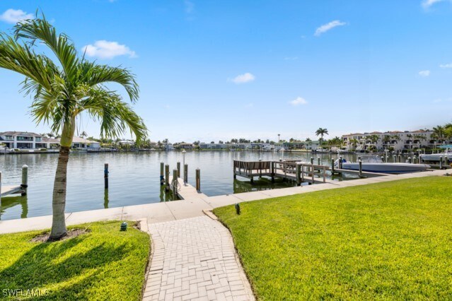 Building Photo - 3000 Gulf Shore Blvd N