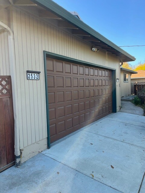 Foto del edificio - 2532 Juanipero Way