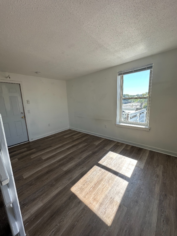 Photo - 38 W Broad St Apartment