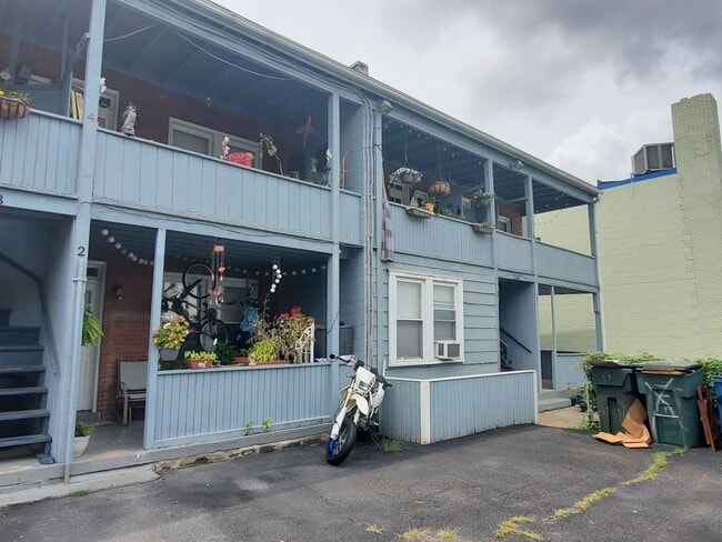 Foto del edificio - 2105 Mt Vernon Ave