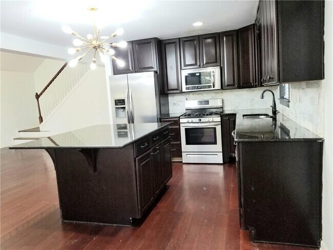 Foto del edificio - 2091 Northside Dr NW