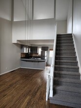 Building Photo - 33 Pear Tree Mews
