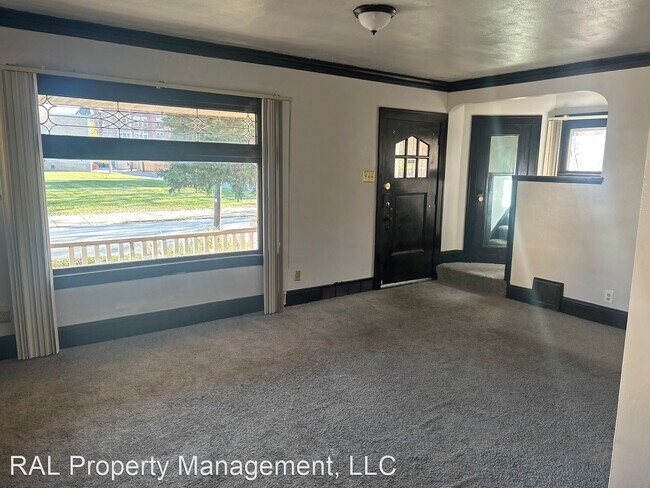 Foto del edificio - 3 br, 2 bath House - 3626 E 65th St