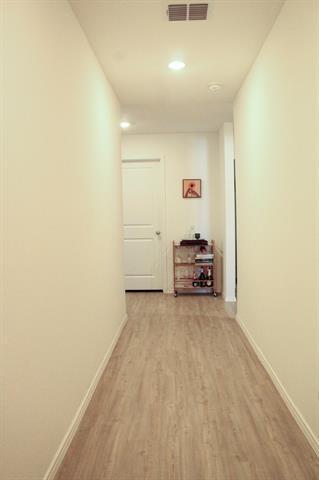 Building Photo - 5840 Cherry Holw Wy