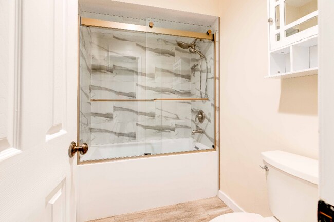 Foto del edificio - 3481 Stancrest Dr