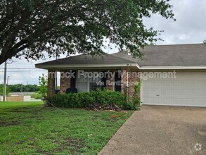 Building Photo - 954 Parkview Cir