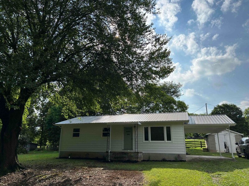 Primary Photo - 329 Sugar Hill Rd