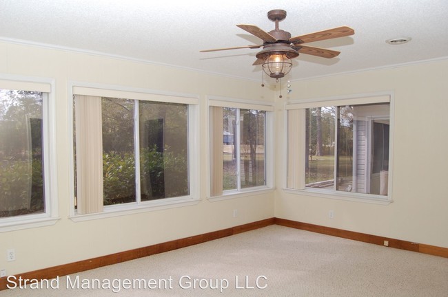Foto del edificio - 101 Saint Andrews Ln
