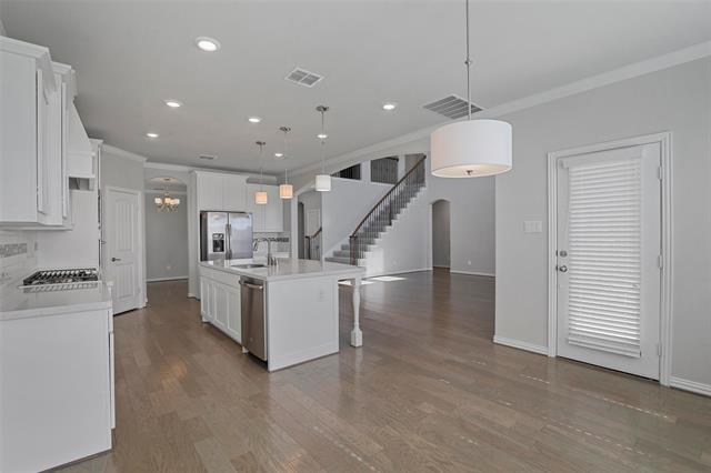 Foto del edificio - 16198 Moss Haven Ln