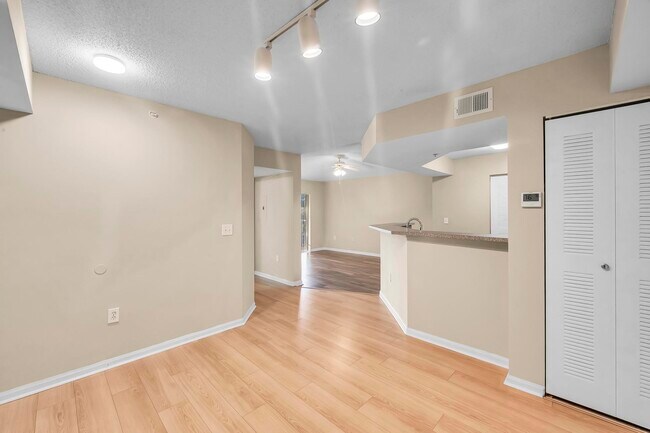 Foto del edificio - 3714 NW Mediterranean Ln